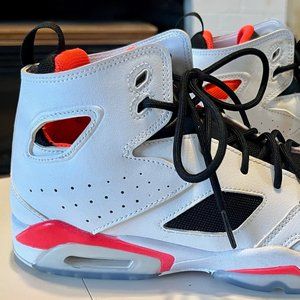 AIR JORDAN FLIGHT CLUB 91 WHITE/ORANGE/BLACK - YOUTH SIZE 6.5